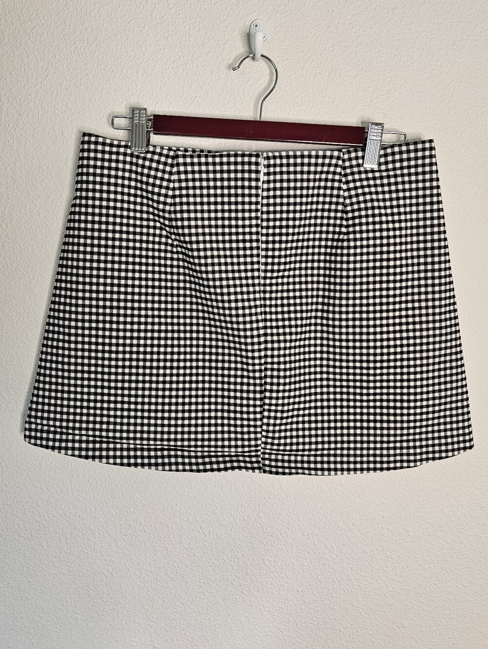 Urban Outfitters Gingham Black Check Mini Skirt Back Zip Pockets L